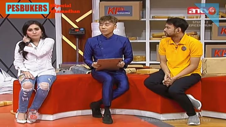 Roy Kiyoshi meramal Ayu Ting Ting dan Raffi Ahmad di Pesbukers.