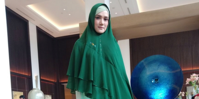 Mulai Jameela berhijab.