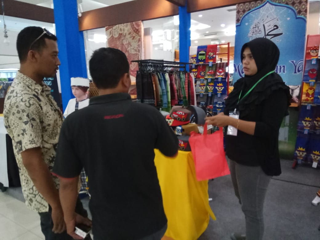 Salah satu stan di BRaG Kapal Api 2018, di DBL Arena, Jalan Ahamad Yani, 88 Surabaya, Sabtu, 26 Mei 2018. 