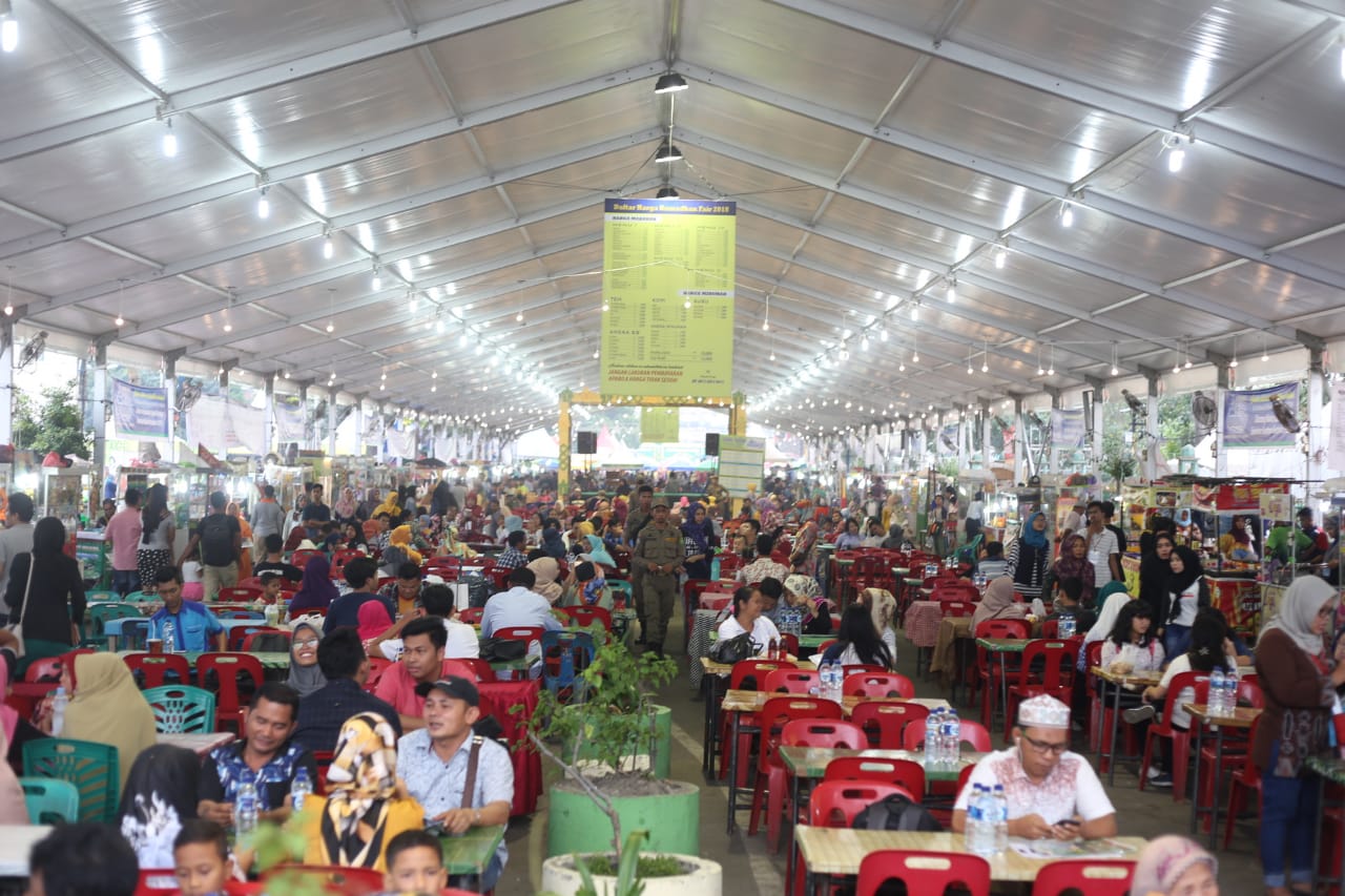 Ayo berburu kuliner Minang yang melegenda. foto:istimewa