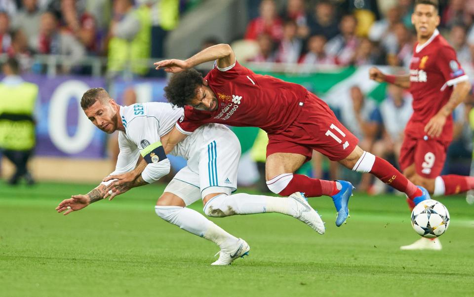 Insiden plintiran maut Ramos yang membuat Mohamed Salah  cedera di final Liga Champions