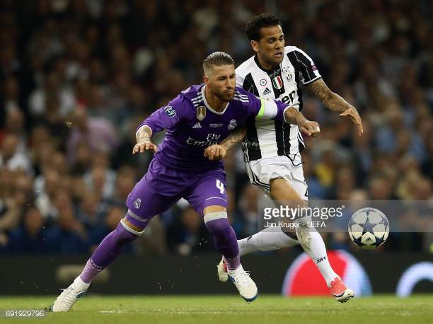 Sergio Ramos vs Dani Alves.