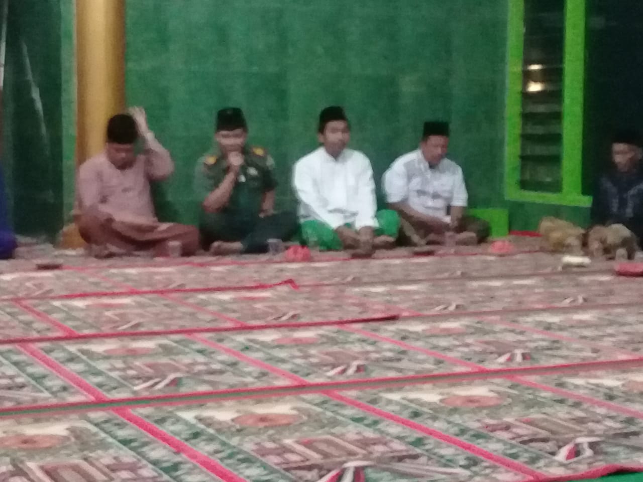 Danramil 0815/12 Ngoro Kapten Chb Djenal Abidin Saat Safari Ramadhan Di Masjid Al Fatah Desa Bandarasri