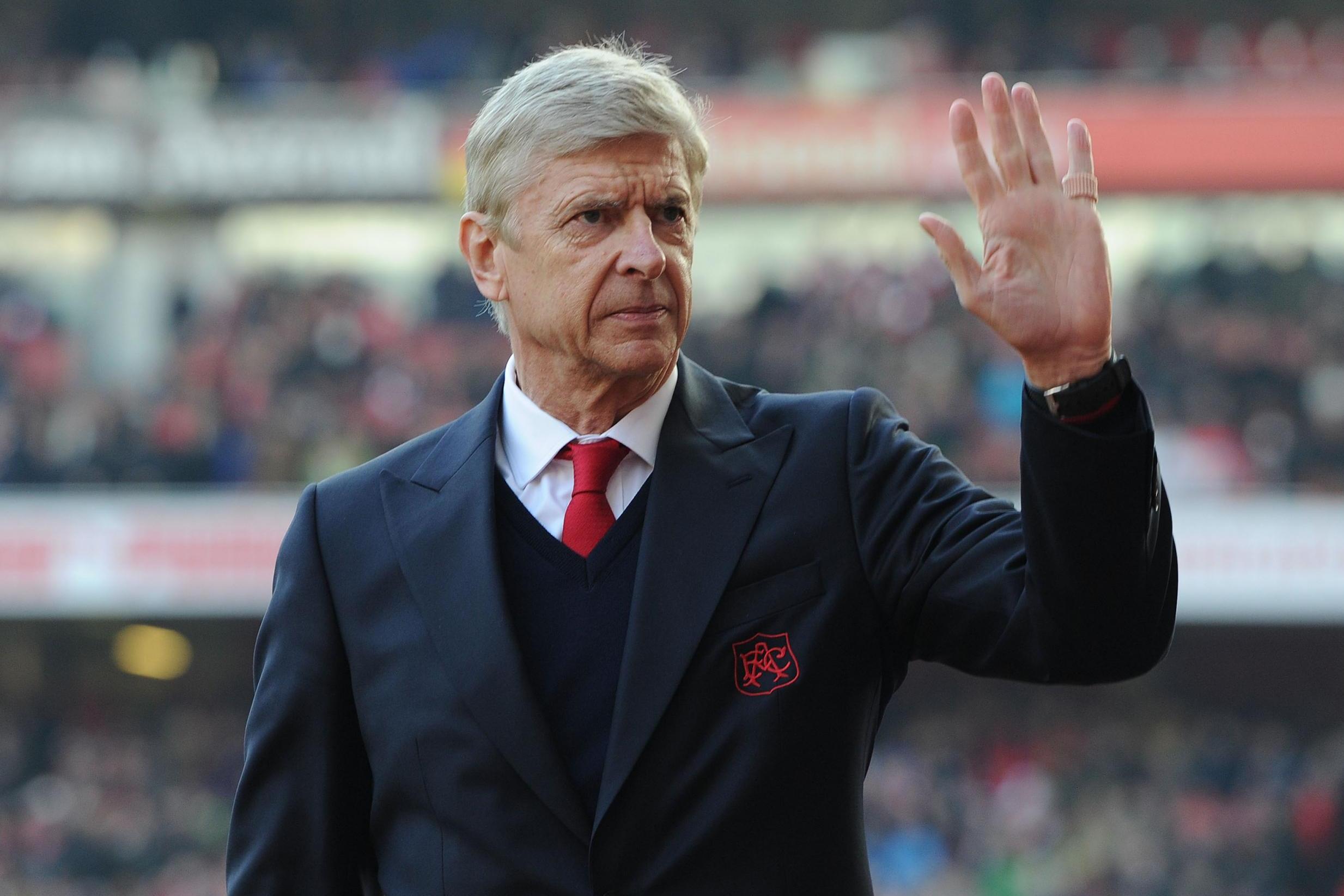 Arsene Wenger. foto: aoifootball.com