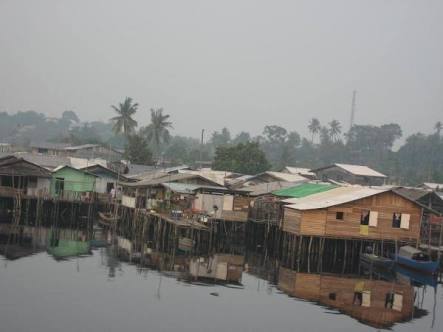 Tanjung Uma, Kampung Tua, berhadapan langsung dengan Singapura. foto:wikimapia