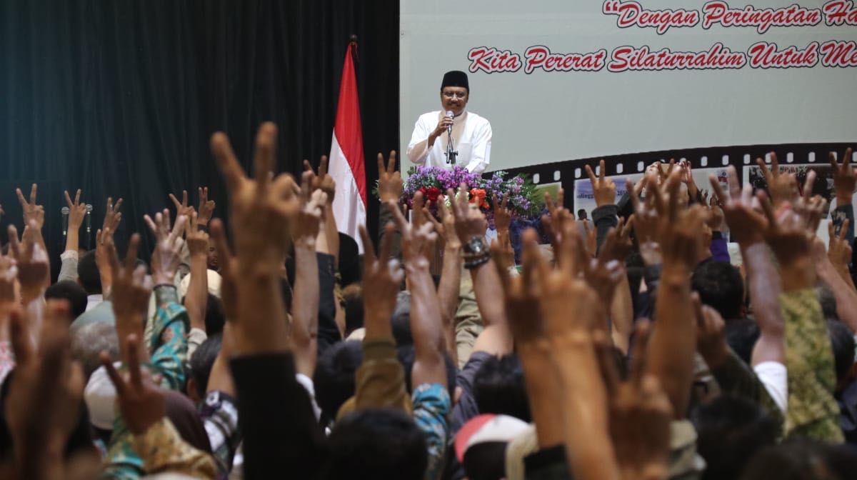 Gus Ipul memperingati hari lahir Pancasila bersama ribuan relawan dan tokoh masyarakat se-Kota Malang, Minggu, 3 Juni 2018, siang.