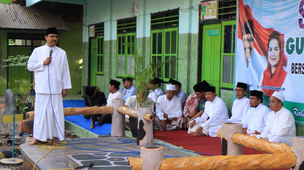  Gus Ipul hadir pada acara silaturrahmi bersama-sama warga Pasuruan, Minggu, 10 Juni 2018.