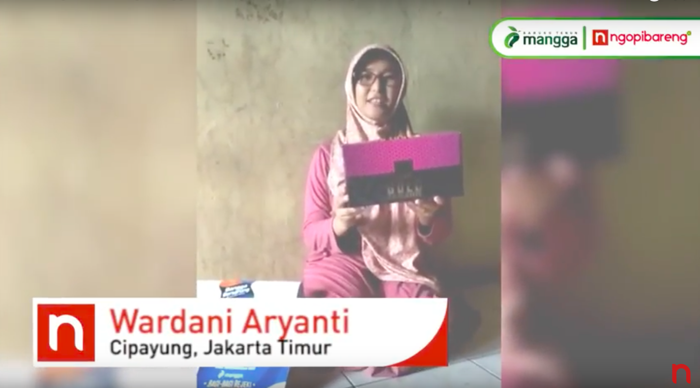 Wardani Aryanti, wanita berusia 29 tahun ini menjadi salah satu pemenang kuis Sarung Mangga Bagi-bagi Rejeki Ramadhan periode kedua.