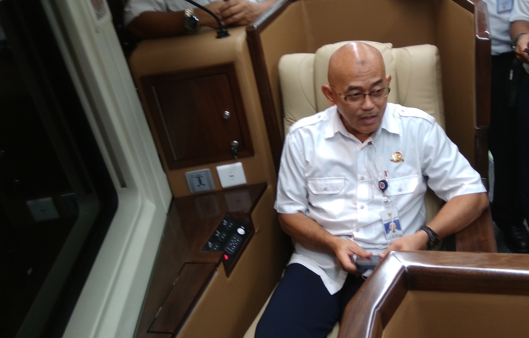 Sekretaris Jenderal Kementrian Perhubungan, Djoko Sasono, saat melakukan kunjungan kerja di Stasiun Pasar Turi Surabaya, Selasa 12 Juni 2018. (foto: hrs/ngopibareng)