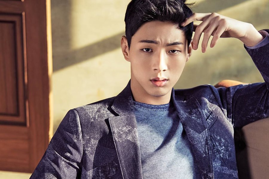 Ji Soo.