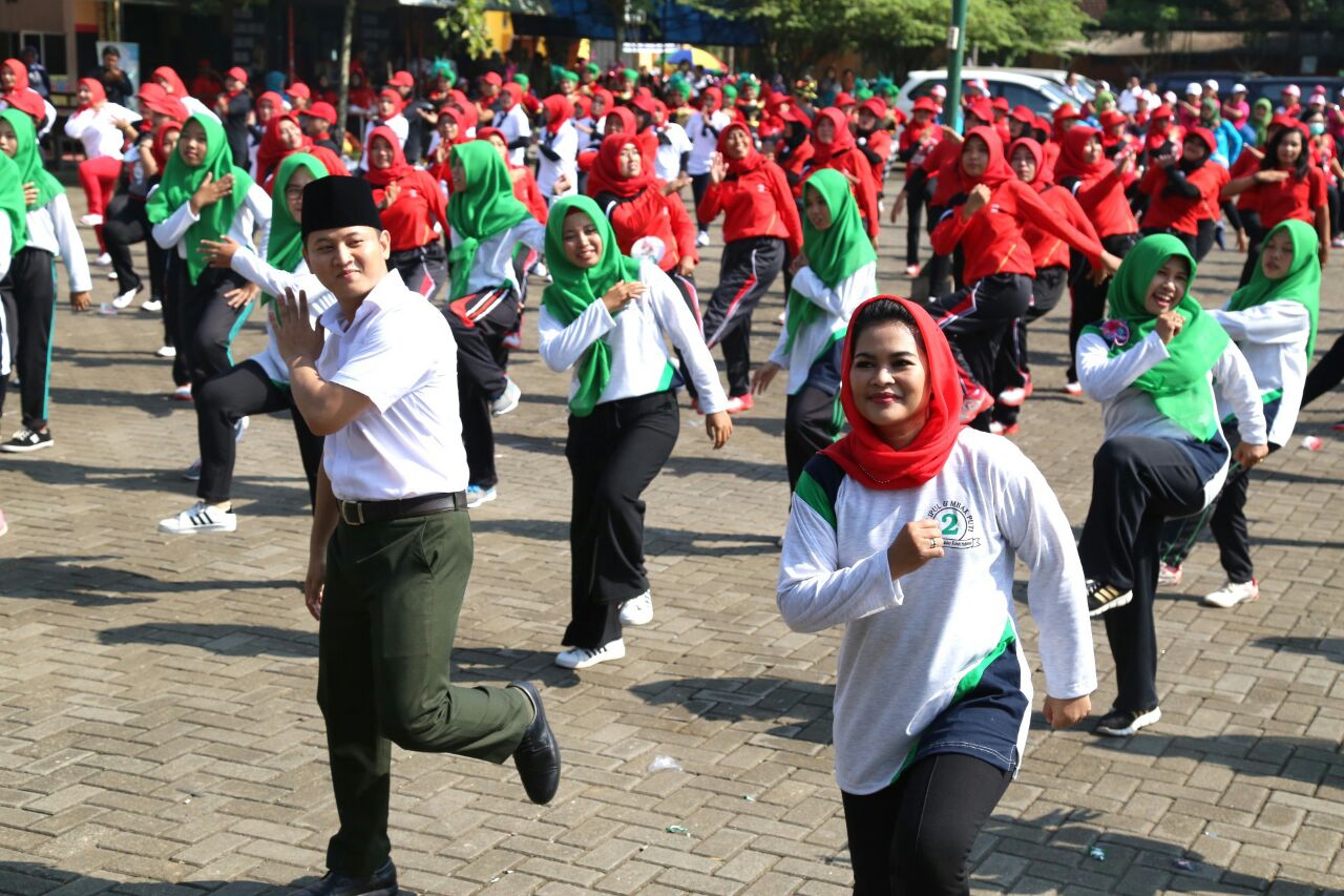 Moch Nur Arifin dn Puti Guntur Soekarno beberapa waktu lalu. 