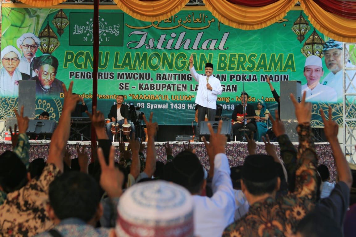 Deklarasi dukungan dilakukan pengurus NU se-Lamongan pada Gus Ipul-Puti di Pondok Pesantren Mambaul Ulum, kampung Yung Yang, Modo, Lamongan, Jumat, 22 Juni 2018.