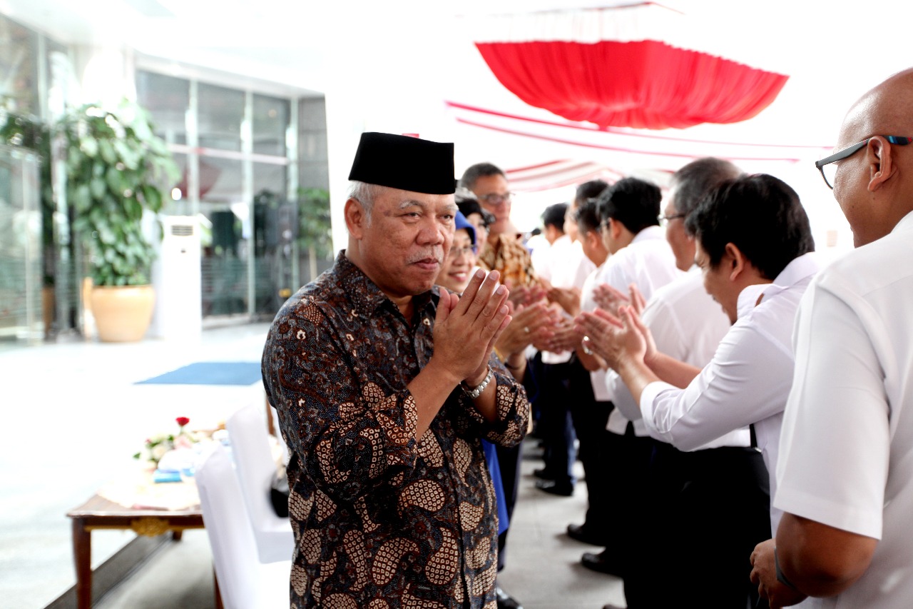 Menteri Basuki saat Acara Halal bi Halal Aparatur Sipil Negara (ASN) Kementerian Pekerjaan Umum dan Perumahan Rakyat (PUPR), Kamis, 21 Juni 2018. (Foto: Dok. PUPR)