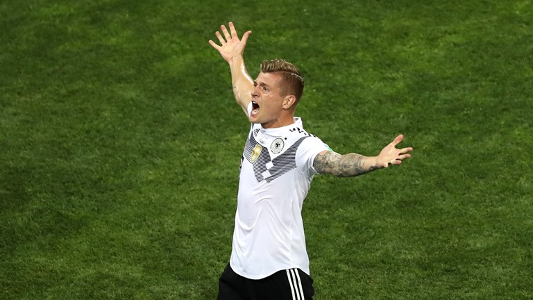 Toni Kross menjadi pahlawan Jerman saat menghadapi Swedia. foto:fifa