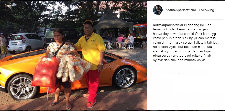 Unggahan Hotman Paris ketika bersama seorang tuna netra. (Instagram)