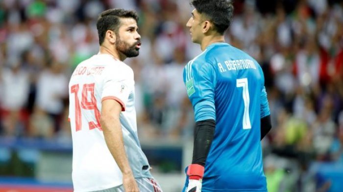Bikin penyerang sekelas Diego Costa frustasi