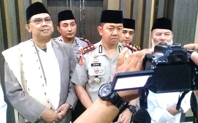 TEGAS: Kepolres Nganjuk AKBP Dewa Nyoman Nanta Wiranta SIK ketika memberikan keterangan pers. (foto: ist)