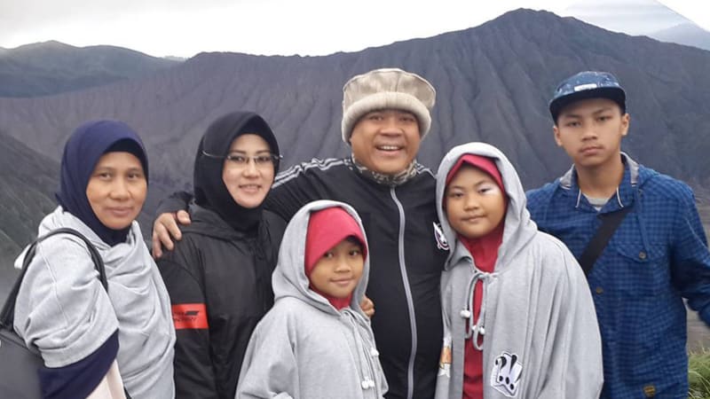Keluarga ustad Hari Moekti.
