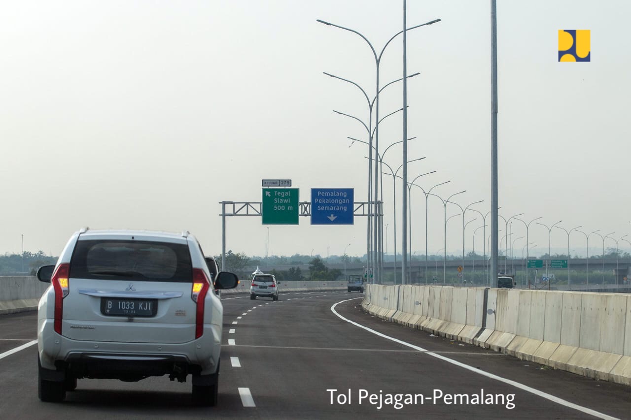 Pembangunan Jalan Tol Trans Jawa dari Merak - Banyuwangi sepanjang 1.150 Km. (Foto: Dok. PUPR)