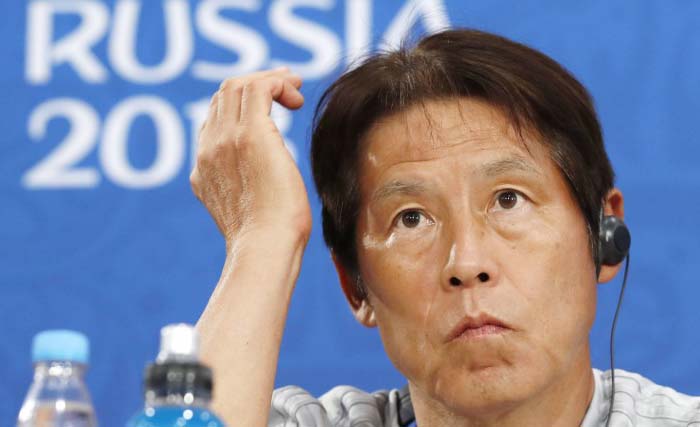Pelatih Timnas Jepang, Akira Nishino mengatakan, timnya tak perlu latihan adu penalti. (foto: afp)