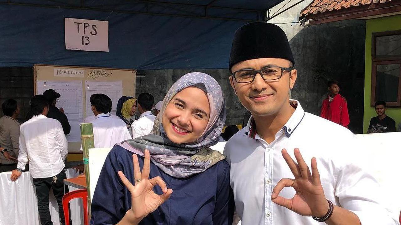 Pasangan Hengky Kurniawan dan Sonya Fatmala.