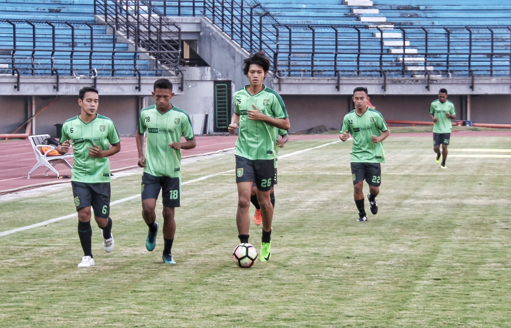 Skuad Persebaya Surabaya, saat latihan di Gelora Bung Tomo Surabaya. (foto: hrs/ngopibareng)