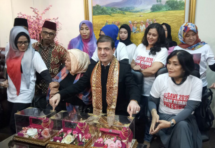 Mahar Sam Aliano untuk calon istri.