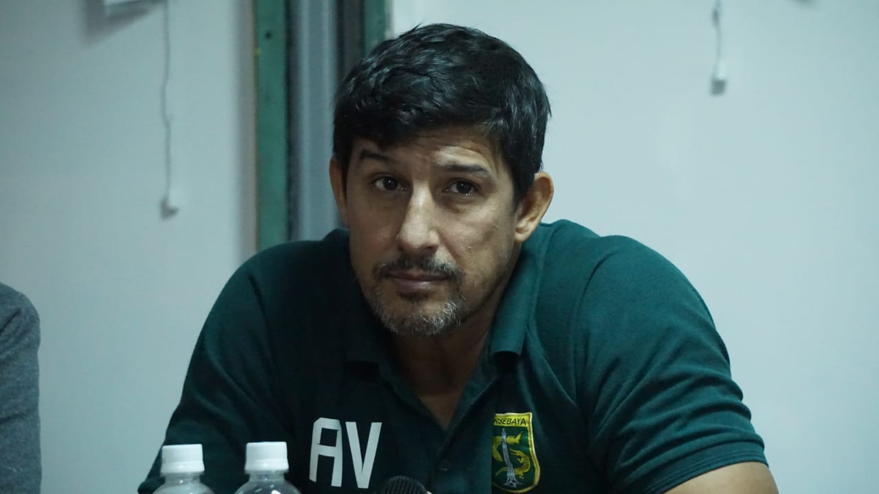 Pelatih Persebaya, Angel Alfredo Vera. (foto: hrs/ngopibareng)