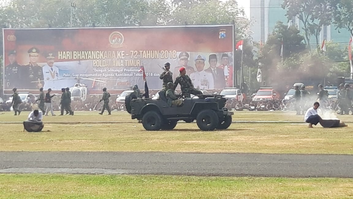 Perayaan peringatan HUT Bhayangkara ke-72 di Mapolda Jatim, Rabu 11 Juli 2018. (Foto: ngopibareng)