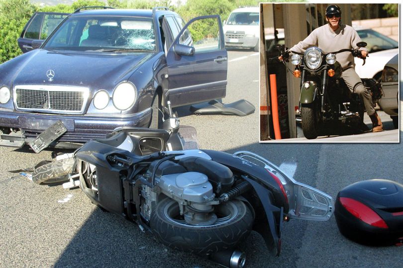 Kondisi motor George Clooney usai kecelakaan.