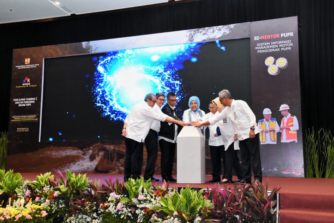 t Temu Ilmiah Tahunan I Jabatan Fungsional Bidang PUPR di Jakarta, Senin, 9 Juli 2018. (Foto: Dok. PUPR)