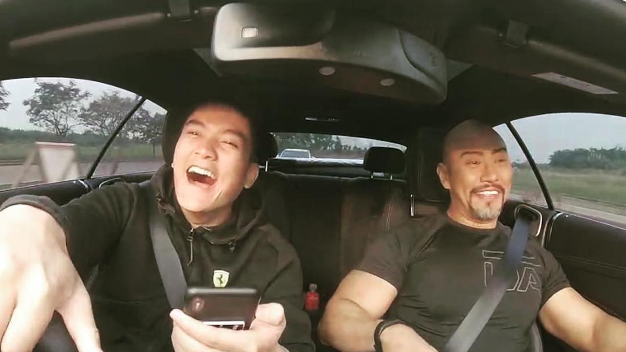 Boy Willam dan Deddy Corbuzier syuting untuk saluran channel Youtube milik Boy.