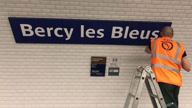 ‘Bercy les Bleus’, permainan kata untuk berterima kasih kepada tim. foto: BBC.