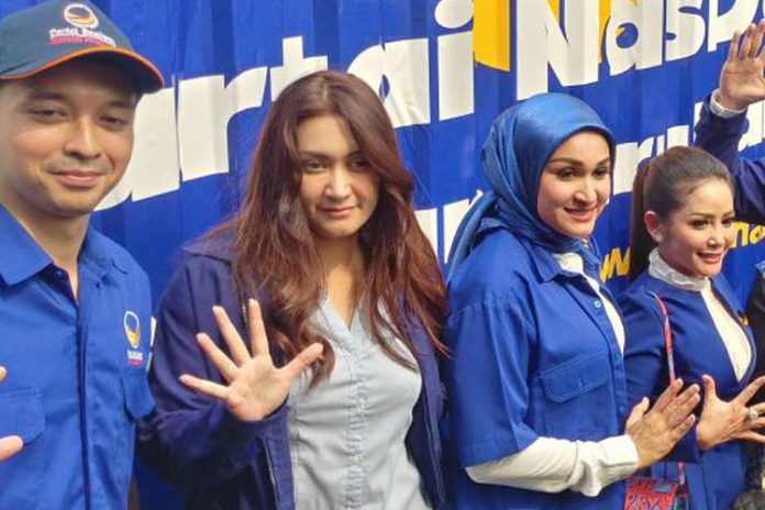 Nafa Urbach bersama para artis lainnya gabung ke Partai NasDem.