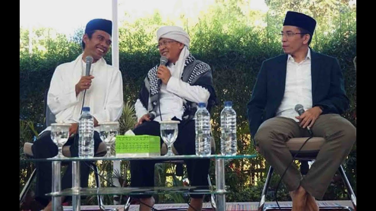TGB dan Ustad Somad kerap tampil bersama di berbagai kesempatan tauziah.