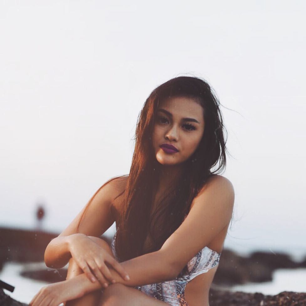 Foto ini yang bikin heboh.