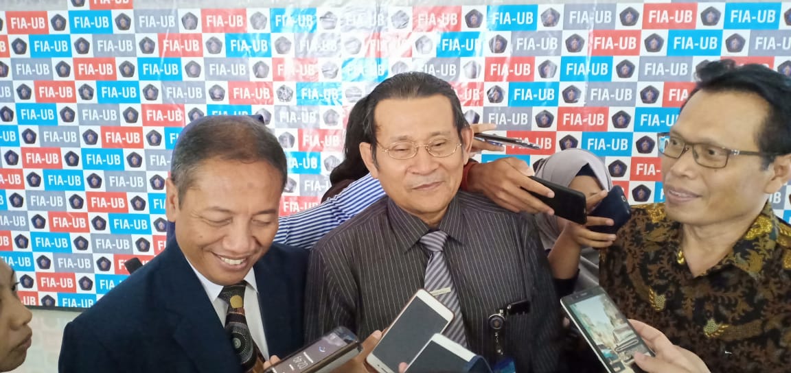 Rektor UB, Prof Dr Ir Nuhfil Hanani (tengah) (Foto: Istimewa)