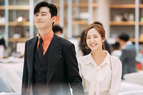 Park Seo Joon dan Park Min Young. (Soompi)