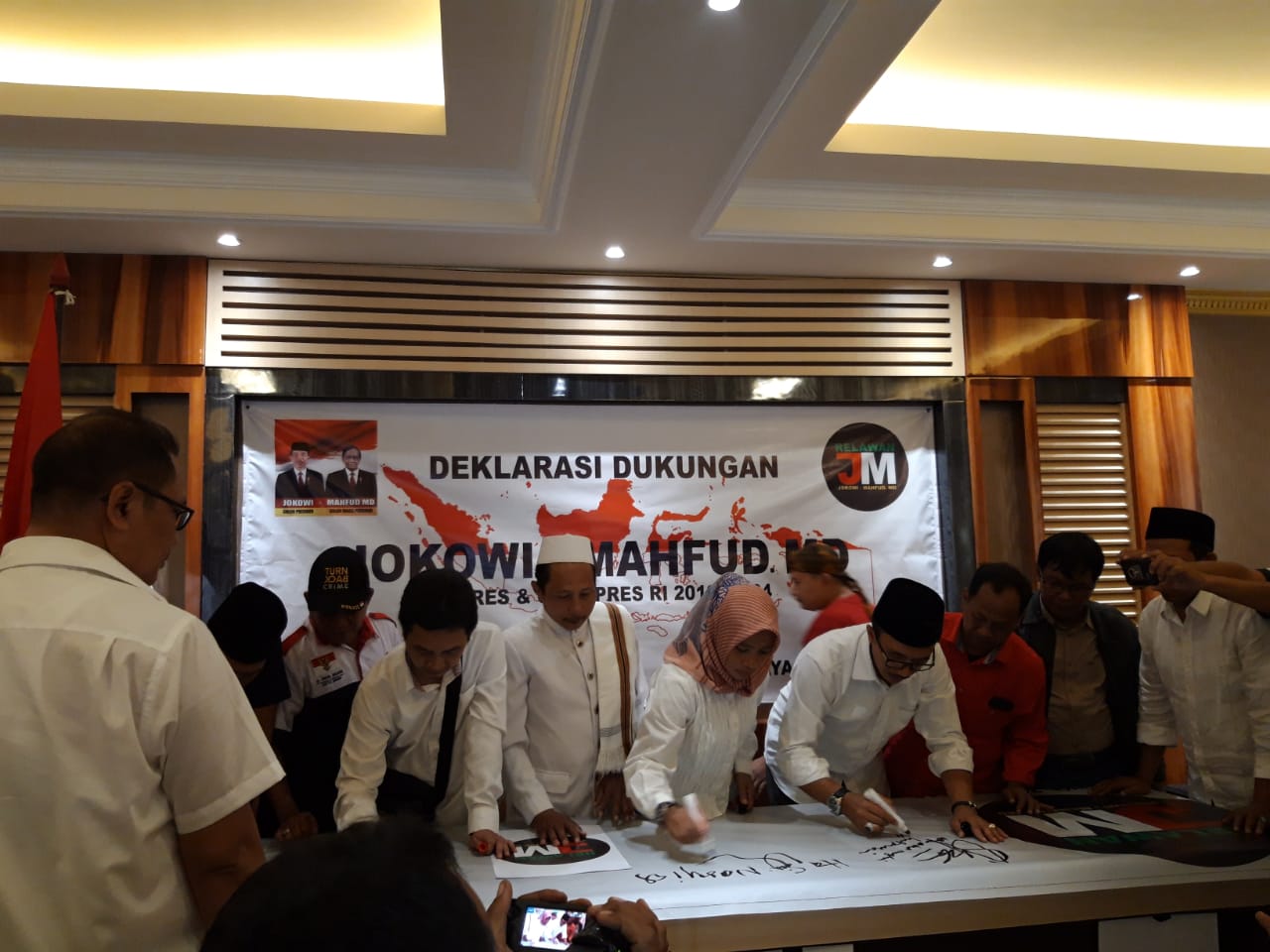 Deklrasi dukungan Relawan Jokowi - Mahfud MD, di Surabaya, Minggu, 29 Juli 2018. (foto: farid/ngopibareng.id) 