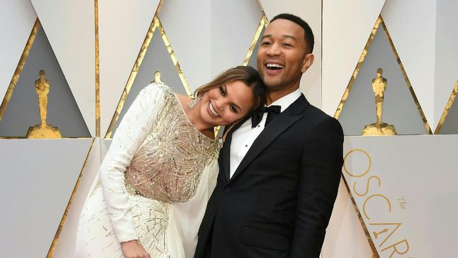 Pasangan John Legend dan Chrissy Teigen,