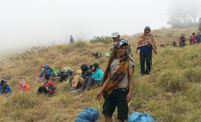 Evakuasi Pendaki Rinjani (foto:Istimewa)