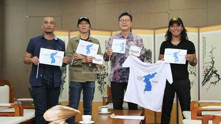 Slank ketika mendatangi Kedubes Korea Selatan. (Instagram)