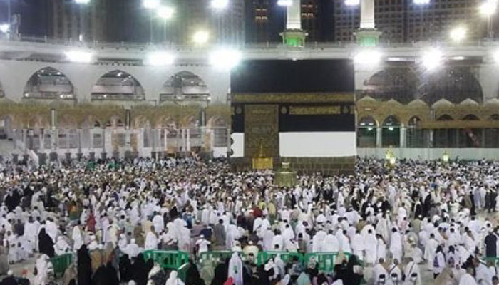 amaah haji dari berbagai negara memadati area tawaf di Masjidil Haram. (Foto: Antara)