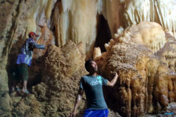 Penemuan gua di Dusun Krajan, Desa Jadi, Kecamatan Semanding, Kabupaten Tuban,. (Foto: Istimewa)