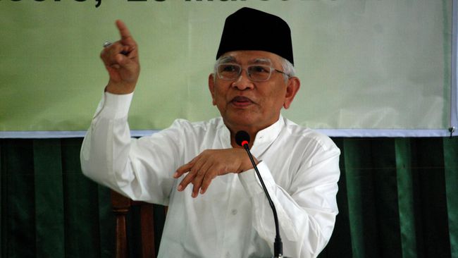 KH A Mustofa Bisri. (foto: dok ngopibareng.id)