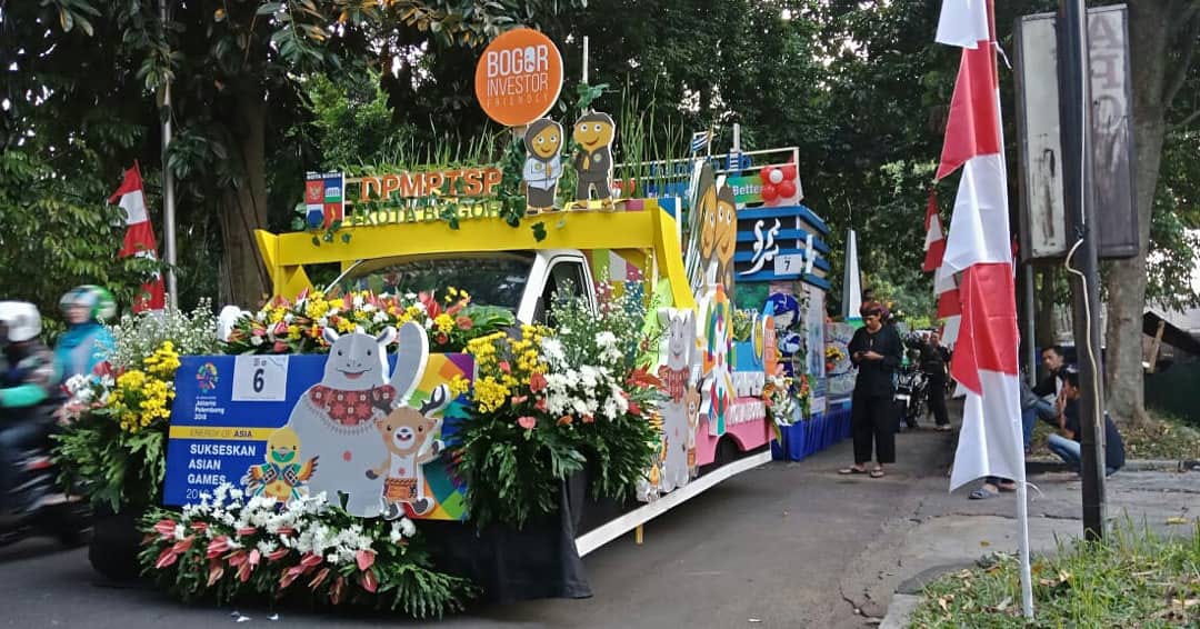 Mobil hias yang mempercantik Bogor. foto:kemenpar