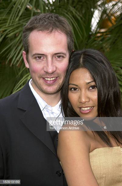 Anggun dengan mantan suami kedua, Olivier Maury. 