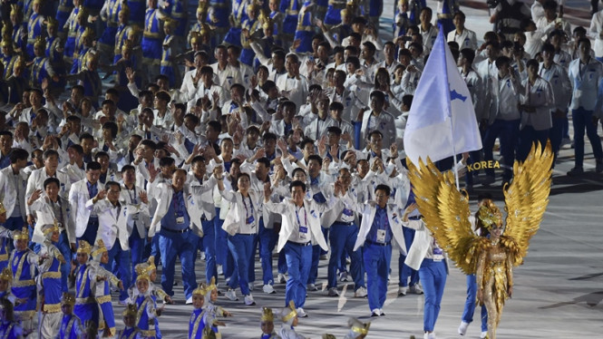 Kontingen gabungan Korea Selatan dan Korea Utara.
