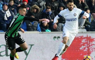 Duel Inter melawan Sassaolo. foto:goal