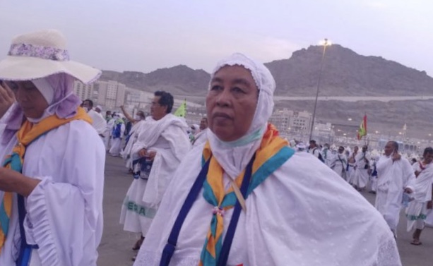 Jamaah haji Indonesia sedang bersiap melempar jumrah di Minna. (Foto Antara)